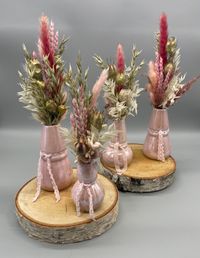 Vase / Rosa mit Trockenblumen